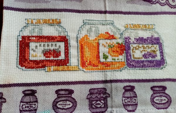 asciugapiatti ricamato  a mano